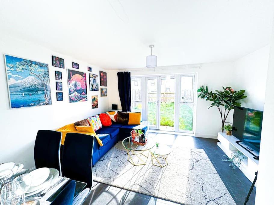 Contractors, Families, Tourists & Groups Welcome Sleeps Upto 9, Garden, Pet Allowed, Parking Included! Бирмингам Екстериор снимка