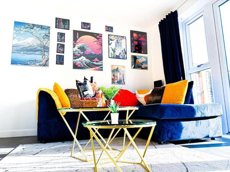Contractors, Families, Tourists & Groups Welcome Sleeps Upto 9, Garden, Pet Allowed, Parking Included! Бирмингам Екстериор снимка