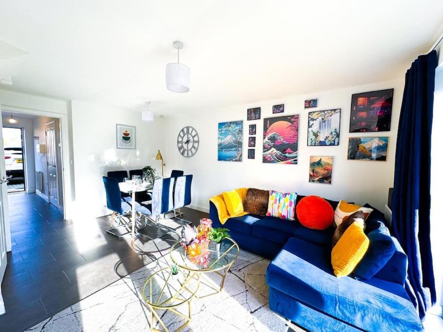 Contractors, Families, Tourists & Groups Welcome Sleeps Upto 9, Garden, Pet Allowed, Parking Included! Бирмингам Екстериор снимка